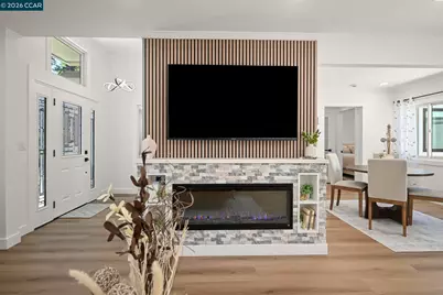 2045 Pine Knoll Drive #6, Walnut Creek, CA 94595 - Photo 8