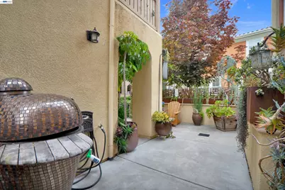 484 Selby Ln, Livermore, CA 94551 - Photo 20