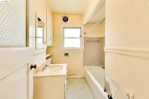 1839 Dwight Way, Berkeley, CA 94703 - Photo 16