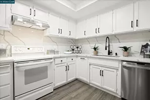 309 Via Cordova Ln, Martinez, CA 94553 - Photo 10