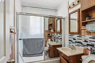 3279 Ruskin Dr, San Jose, CA 95132 - Photo 14