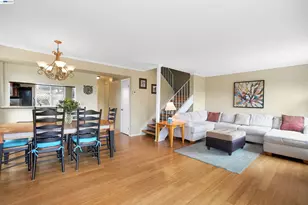 25047 Oakridge Ct, Hayward, CA 94541 - Photo 6