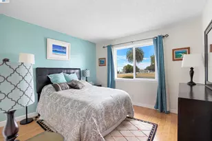 25047 Oakridge Ct, Hayward, CA 94541 - Photo 14