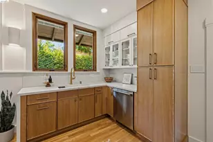 2451 Ashby Ave, Berkeley, CA 94705 - Photo 20