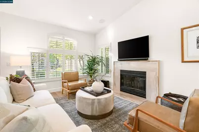 2211 Goldenrod Ln, San Ramon, CA 94582 - Photo 2