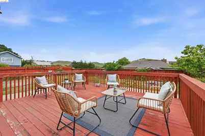 587 Birkdale Dr, Vallejo, CA 94591 - Photo 32