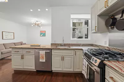 1490 Francisco St #2, San Francisco, CA 94123 - Photo 14