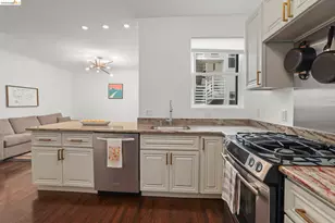 1490 Francisco St, San Francisco, CA 94123 - Photo 14