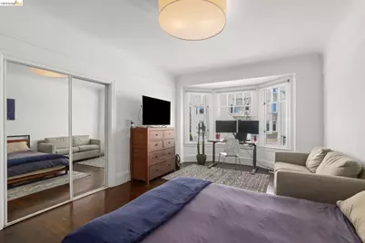 1490 Francisco St #2, San Francisco, CA 94123 - Photo 20