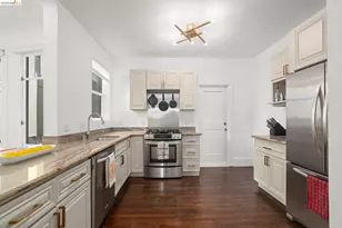 1490 Francisco St, San Francisco, CA 94123 - Photo 12
