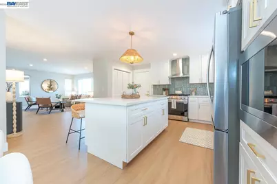 4339 Queensboro Way, Union City, CA 94587 - Photo 16