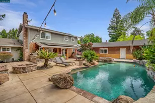 383 Princeton Ln, Danville, CA 94526 - Photo 32