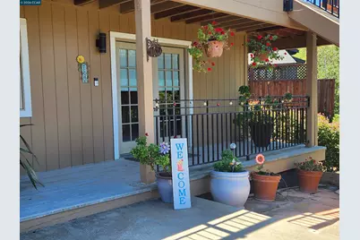 5530 Merritt Dr, Concord, CA 94521 - Photo 58