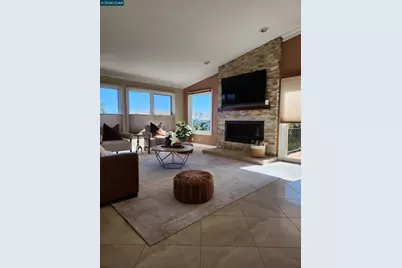 5530 Merritt Dr, Concord, CA 94521 - Photo 22