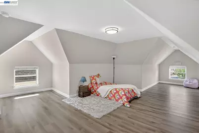1328 25th St, Oakland, CA 94606 - Photo 24