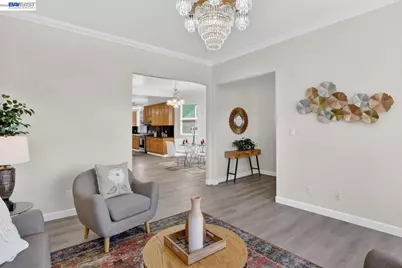 1328 25th St, Oakland, CA 94606 - Photo 8