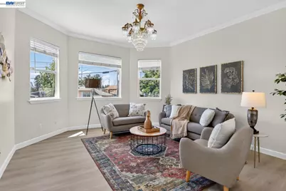 1328 25th St, Oakland, CA 94606 - Photo 6