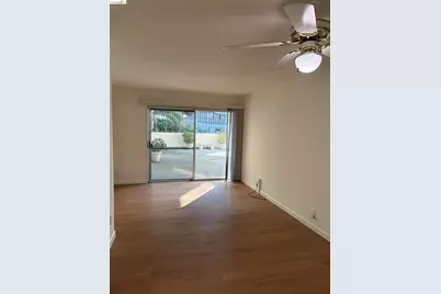 151 Lakeside Dr. #110, Oakland, CA 94612 - Photo 22