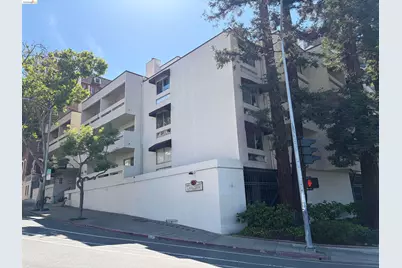 151 Lakeside Dr. #110, Oakland, CA 94612 - Photo 4