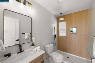 6300 Buena Ventura Ave, Oakland, CA 94605 - Photo 14