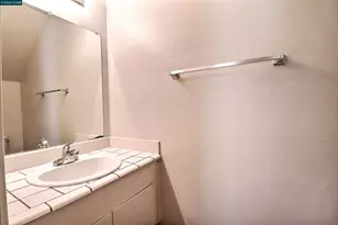 126 Woodview Ct, Martinez, CA 94553 - Photo 18