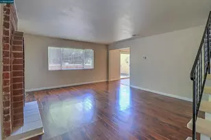 126 Woodview Ct, Martinez, CA 94553 - Photo 2