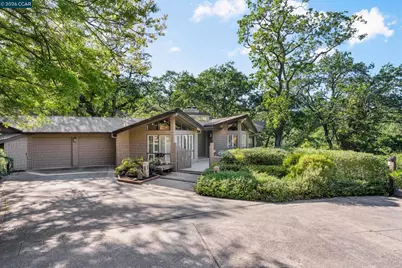 130 Montair Dr, Danville, CA 94526 - Photo 2