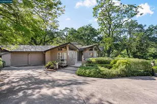 130 Montair Dr, Danville, CA 94526 - Photo 2