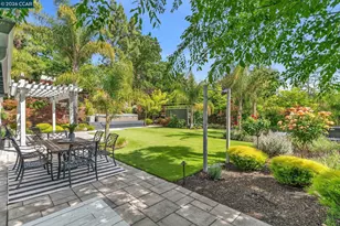 9 Julianne Ct, Walnut Creek, CA 94595 - Photo 34