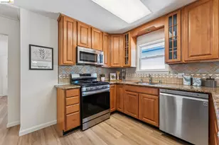 1672 67th Ave, Oakland, CA 94621 - Photo 12