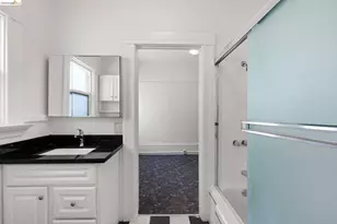 6437 Telegraph Ave, Oakland, CA 94609 - Photo 12