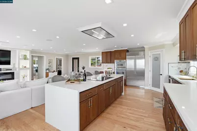 8640 Terrace, El Cerrito, CA 94530 - Photo 30