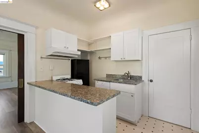 6437 Telegraph Ave, Oakland, CA 94609 - Photo 20