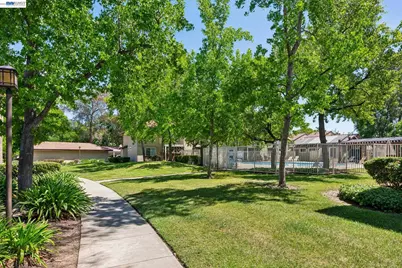 1307 Chateau Cmn, Livermore, CA 94550 - Photo 42