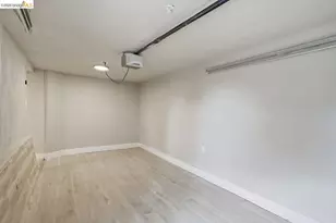 2469 Potter St, Oakland, CA 94601 - Photo 26