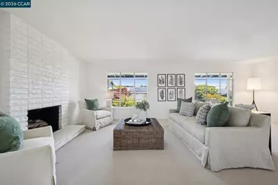 101 Warfield Dr, Moraga, CA 94556 - Photo 8