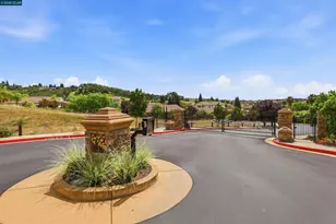 8034 Jura Pl, El Dorado Hills, CA 95762 - Photo 46