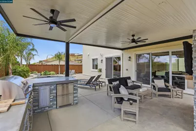 8034 Jura Pl, El Dorado Hills, CA 95762 - Photo 32
