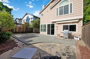 415 Orchard View Ave, Martinez, CA 94553 - Photo 32