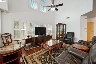 415 Orchard View Ave, Martinez, CA 94553 - Photo 4