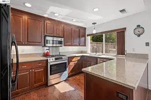 415 Orchard View Ave, Martinez, CA 94553 - Photo 10