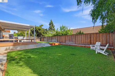 338 Avenida Nogales, San Jose, CA 95123 - Photo 54