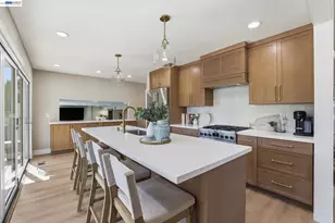 338 Avenida Nogales, San Jose, CA 95123 - Photo 10