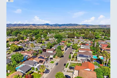 338 Avenida Nogales, San Jose, CA 95123 - Photo 80