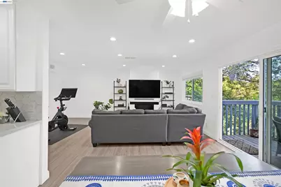 2294 D St, Hayward, CA 94541 - Photo 18