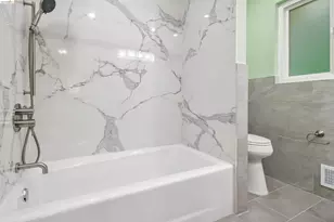1 Woodcrest Cir, Oakland, CA 94602 - Photo 26