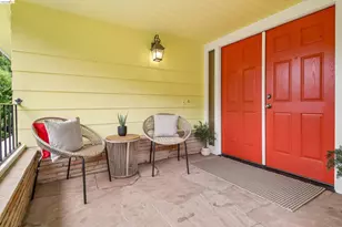 1 Woodcrest Cir, Oakland, CA 94602 - Photo 2