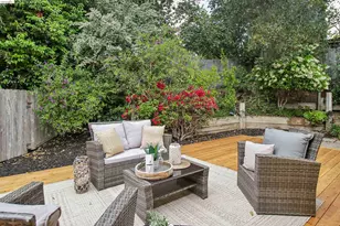1 Woodcrest Cir, Oakland, CA 94602 - Photo 16