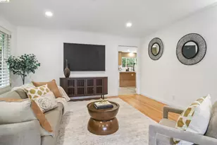 1 Woodcrest Cir, Oakland, CA 94602 - Photo 8