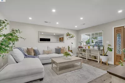 5006 Everglades Park Dr, Fremont, CA 94538 - Photo 6